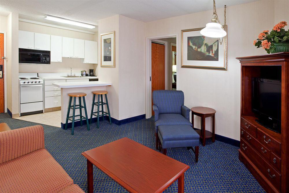 Candlewood Suites Pittsburgh-Cranberry By Ihg Cranberry Township Eksteriør bilde