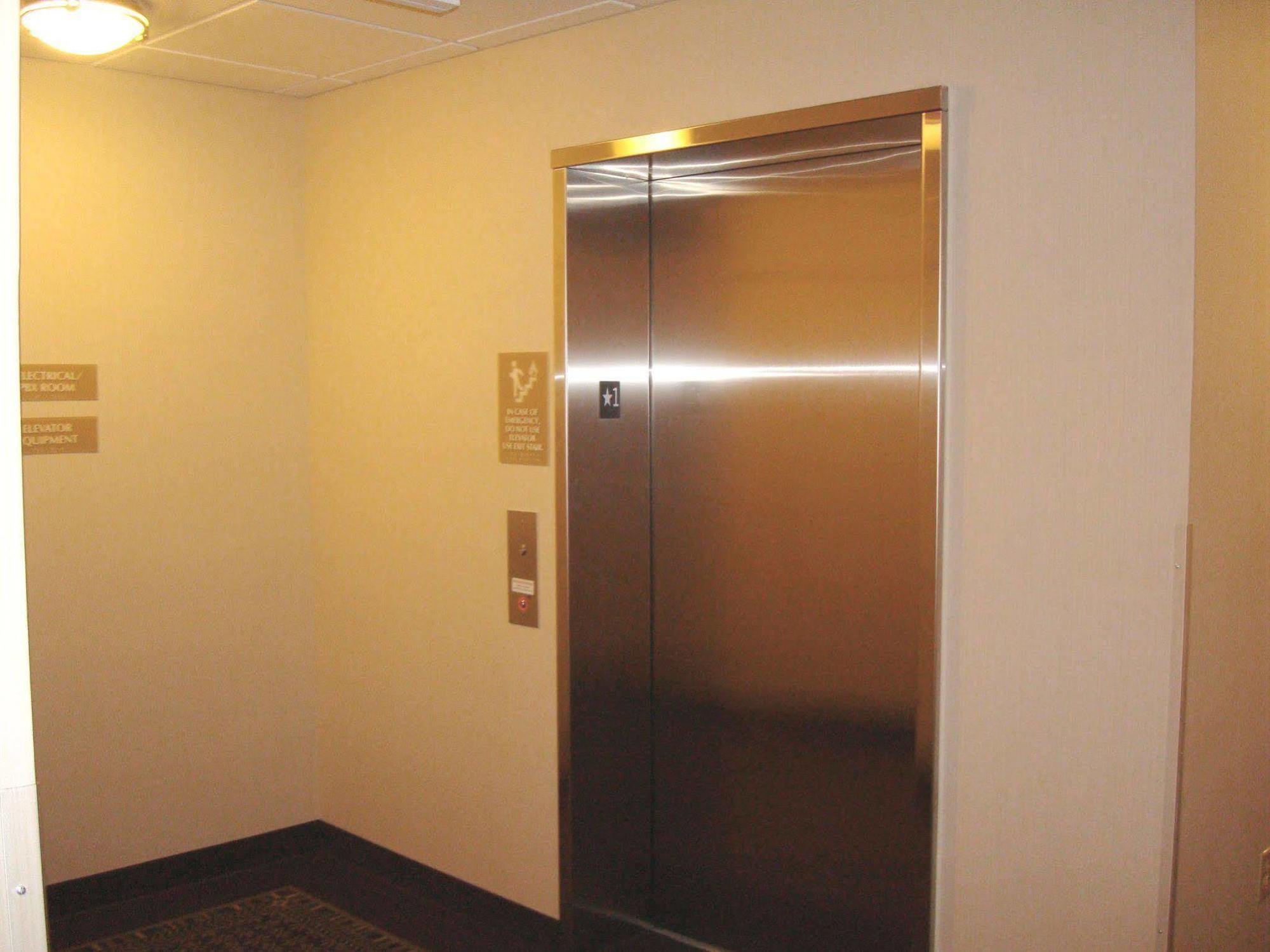 Candlewood Suites Pittsburgh-Cranberry By Ihg Cranberry Township Eksteriør bilde